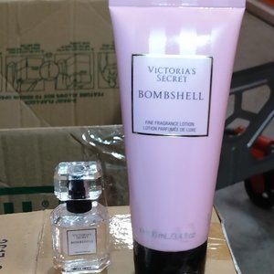 💕Bombshell  perfume & Lotion Duo💕